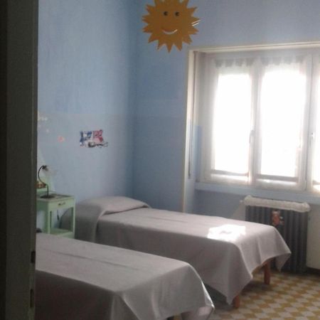 Casa Orisca Villa Lesa Kültér fotó