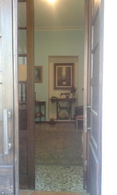 Casa Orisca Villa Lesa Kültér fotó